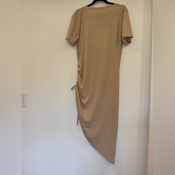 SHEIN Tan Asymmetrical Bodycon Dress with Slit - Picture 7 of 7
